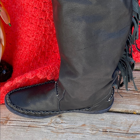 El Vaquero Black Fringe Knee-High Boots - Picture 9 of 13